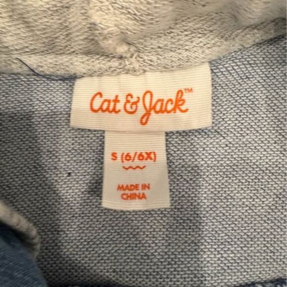 Cat & Jack hooded jean jacket size 6 - Picture 2 of 5